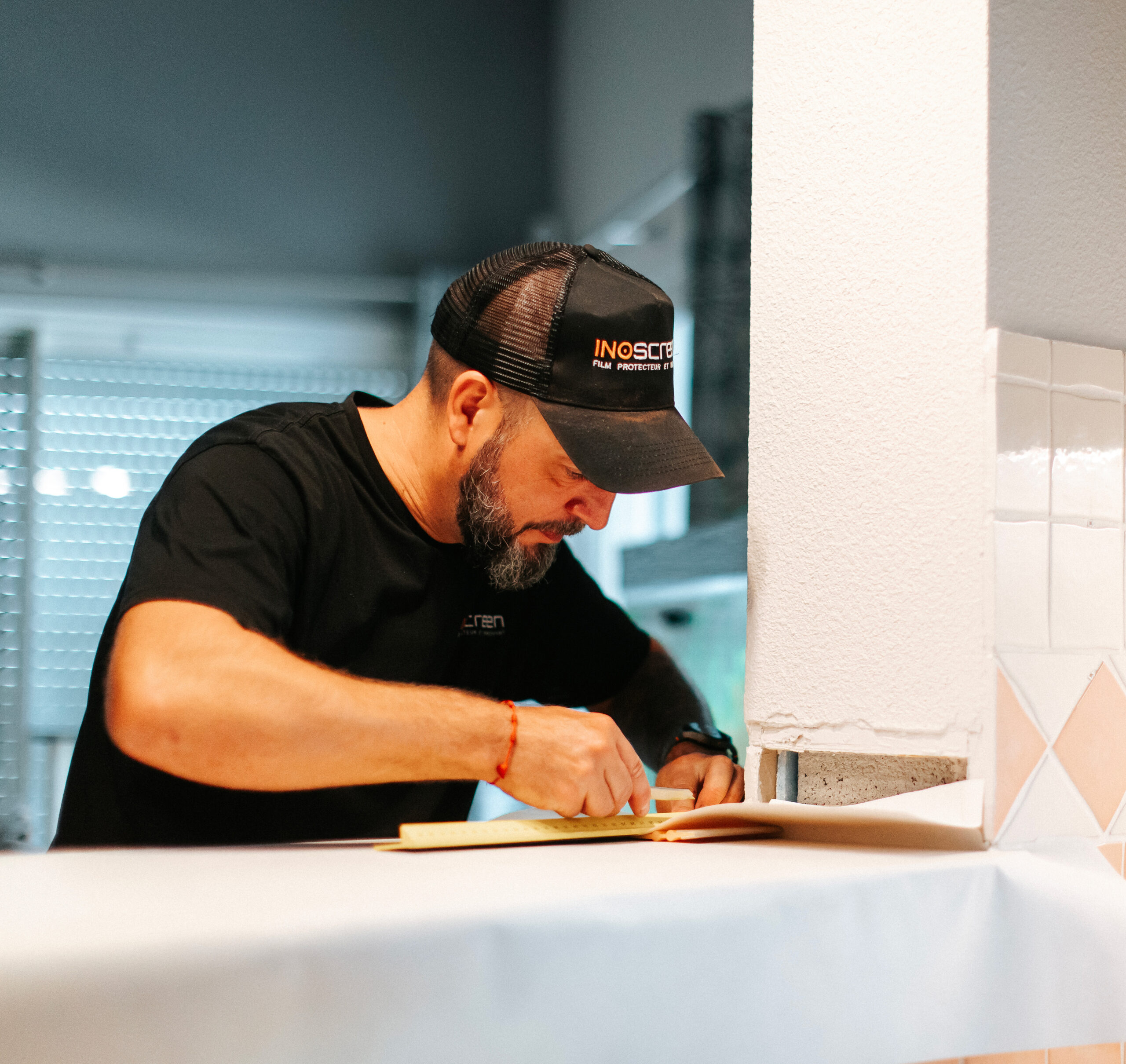 Cyril, technicien poseur chez Inoscreen